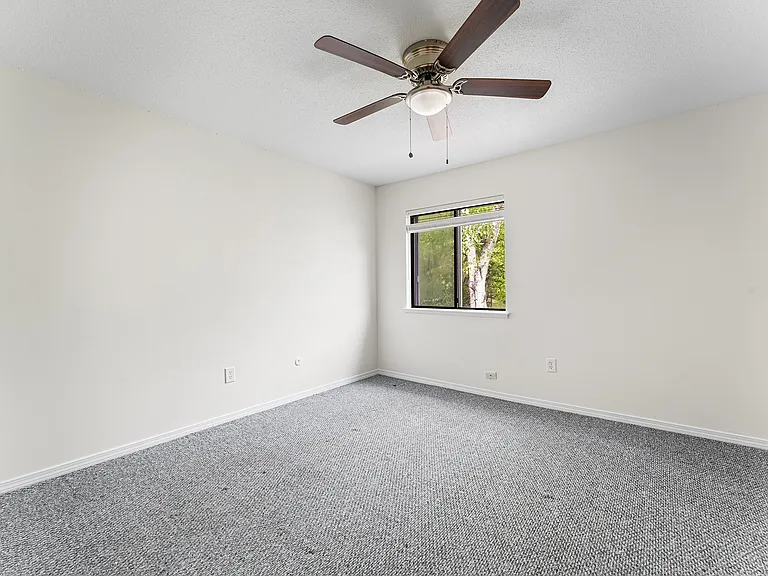 42 Village Brook Ln — Photo 15