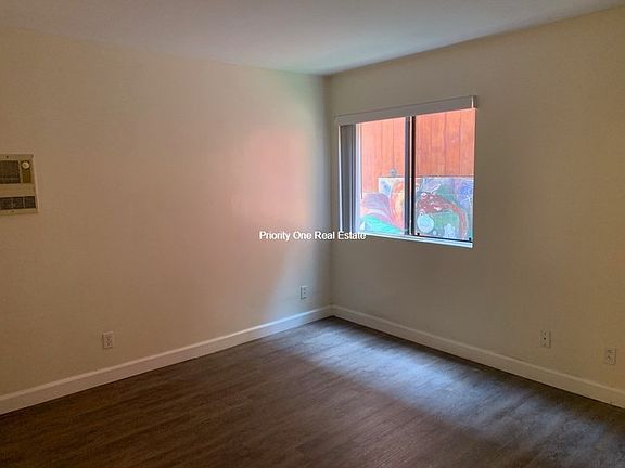 5th image of 4540 60th St Unit 105