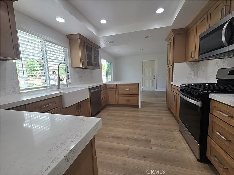 11282 Heathcliff Dr — Photo 4