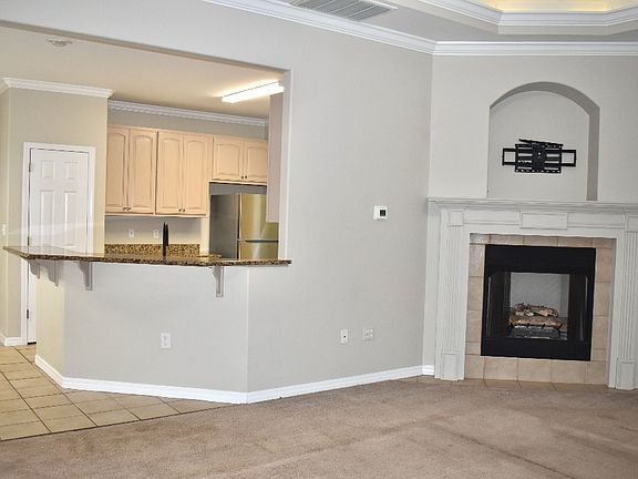 5th image of 110 Brookmeade Dr