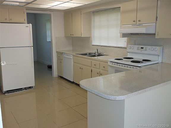 5th image of 4831 Ponce De Leon Blvd #4831