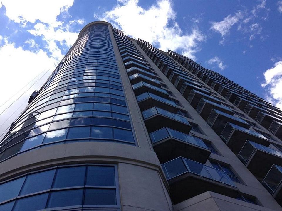 1st image of 195 Besserer St #1207