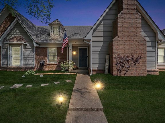 3rd image of 774 Cedar Brake Dr