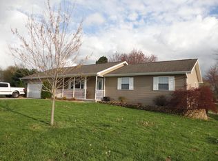 905 Marilyn, Johnston City, IL 62951