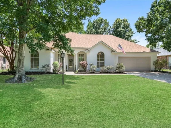 2308 Crossing Ct, Mandeville, LA 70448