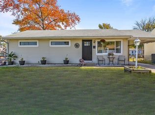 11214 Behr Dr, Saint Louis, MO 63123