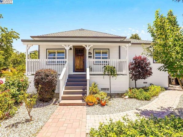 4238 1st St, Pleasanton, CA 94566