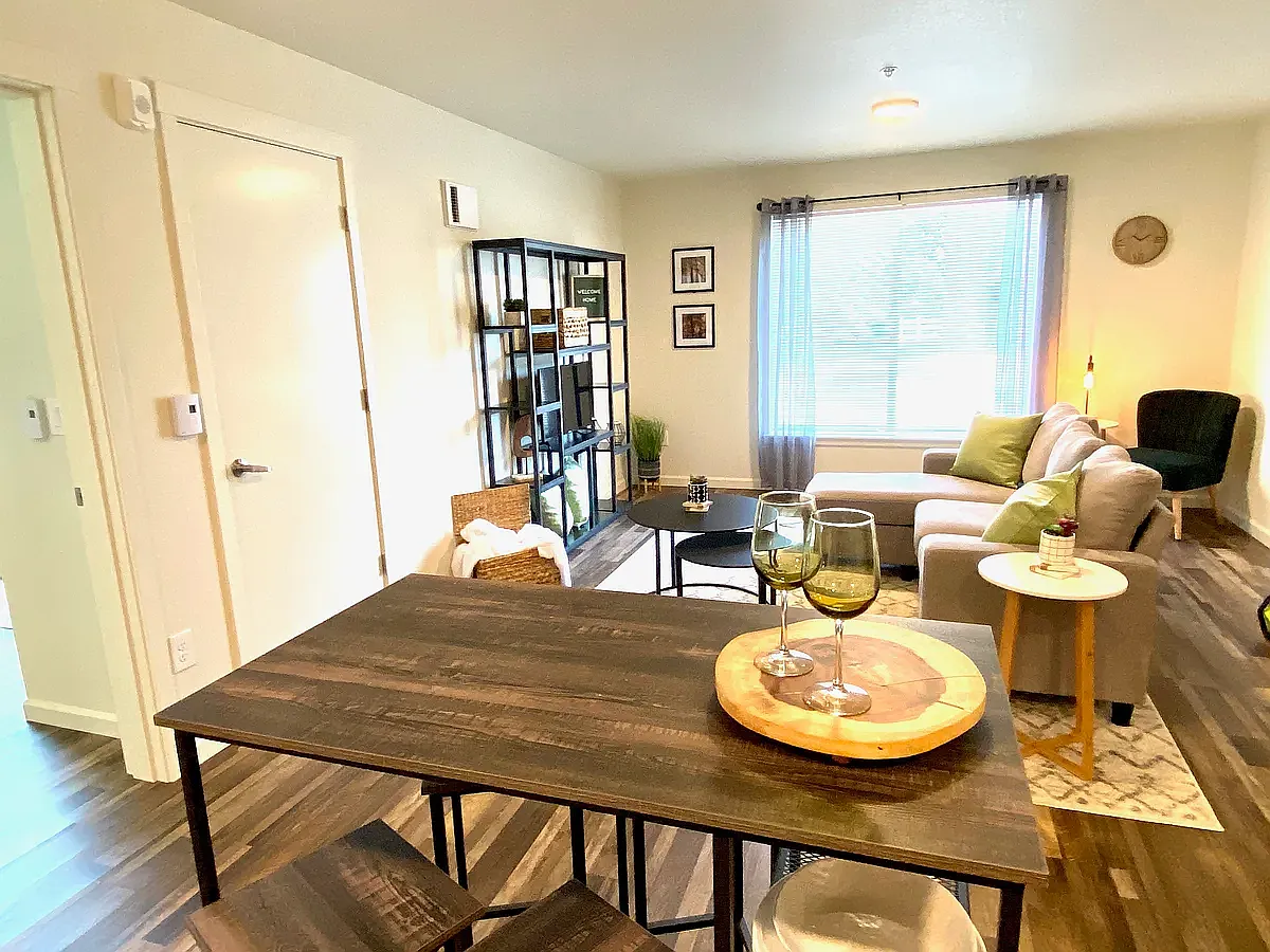 Sherman Villa — Photo 4