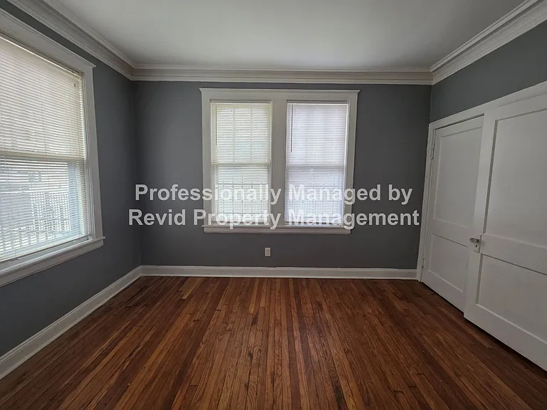220 S. Cleveland St — Photo 43