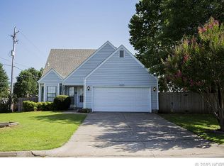 10706 E 65th St S, Tulsa, OK 74133