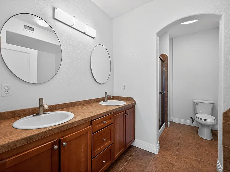 9079 E Panorama Cir #301 — Photo 15