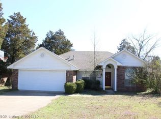 1710 Woodwind Way, Van Buren, AR 72956