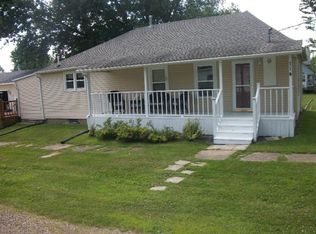 114 Selma St, Eldon, IA 52554