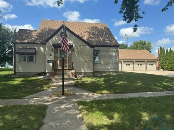 312 S Harrison St, Laurens, IA 50554