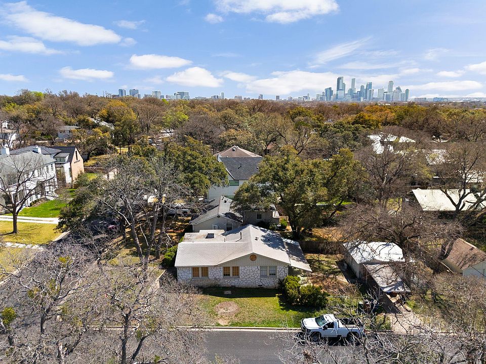 1st image of 3207 Bridle Path