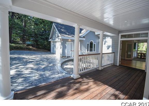 4th image of 2119 Fairway Dr
