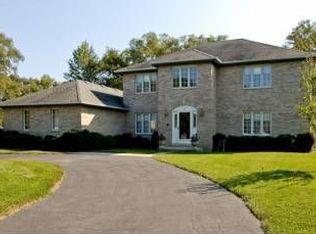 107 E Elaine Cir, Prospect Heights, IL 60070