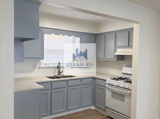 17385 70th Ave #G, Tinley Park, IL 60477