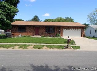 2113 Stockton Dr, Springfield, IL 62703