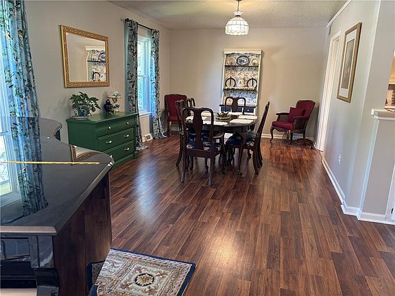4th image of 18307 E Hanthorn Dr
