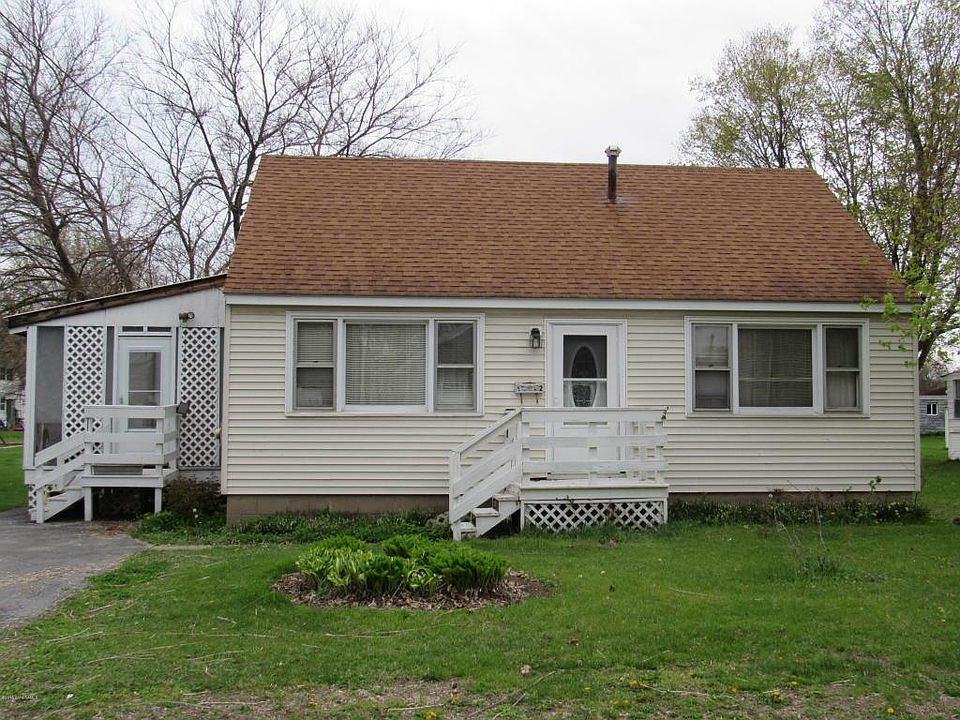 1st image of 22 La Cross St