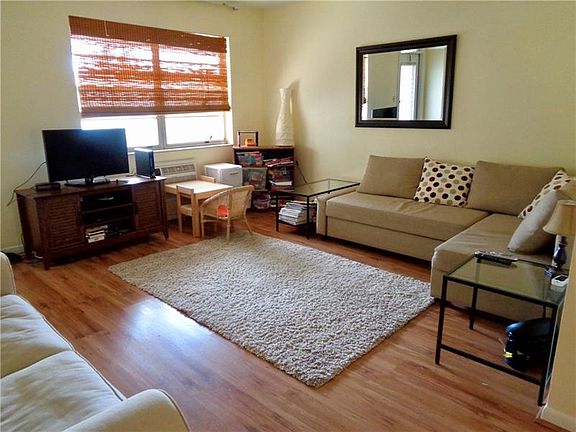 5th image of 2065 NE 56th St APT 202