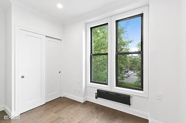 Rented by Citi Habitats | media 12