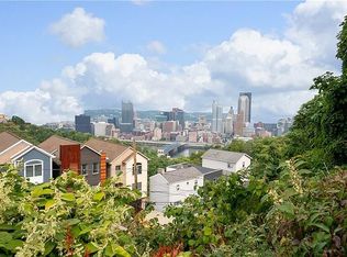 2 Bigbee St, Mt Washington, PA 15211