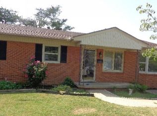 1730 Queens Way Ct, Owensboro, KY 42301