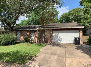 16118 Lazy Ridge Dr, Houston, TX 77053