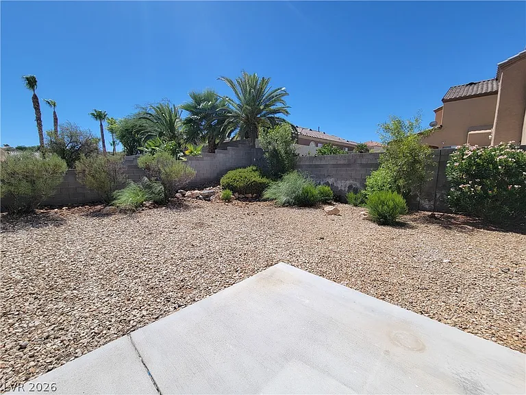 1476 Morning Crescent St — Photo 39