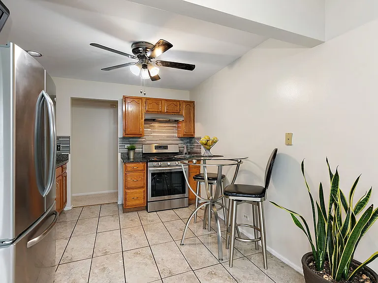 KItchen with table space
