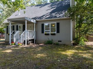 1349 Brookwood Dr, Winston Salem, NC 27106