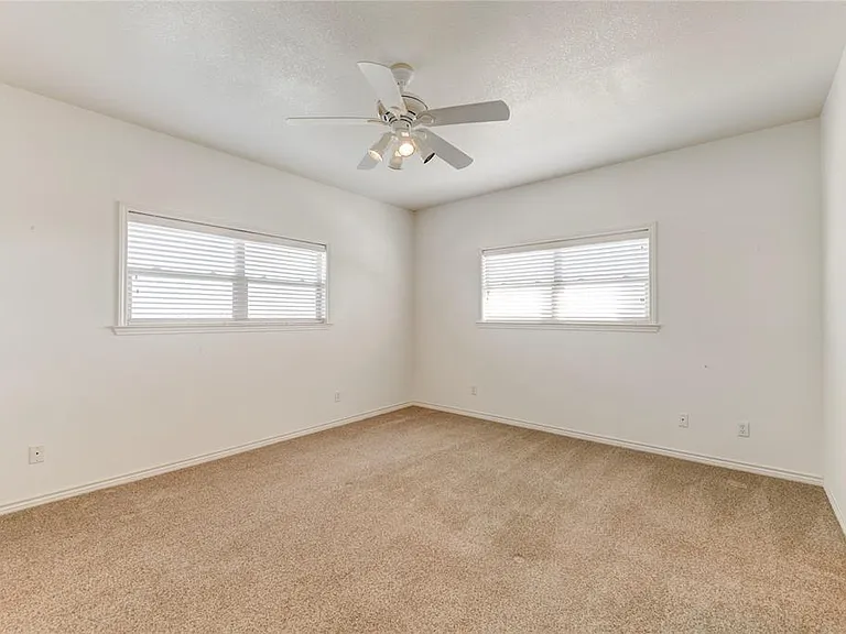 2300 County Road 302 — Photo 13