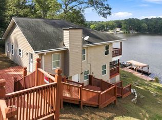 8486 Lake Dr, Snellville, GA 30039
