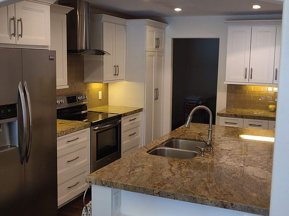 4th image of 23 Waterfront Dr