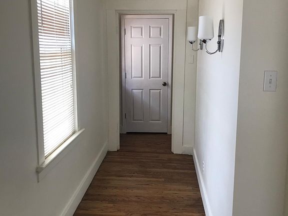 4th image of 2317 Marconi Ave