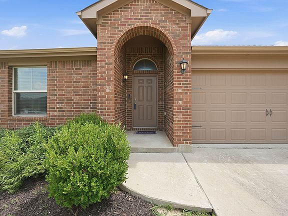 4th image of 1121 Prelude Dr
