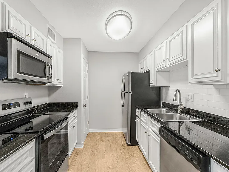 Grandview Pointe-131