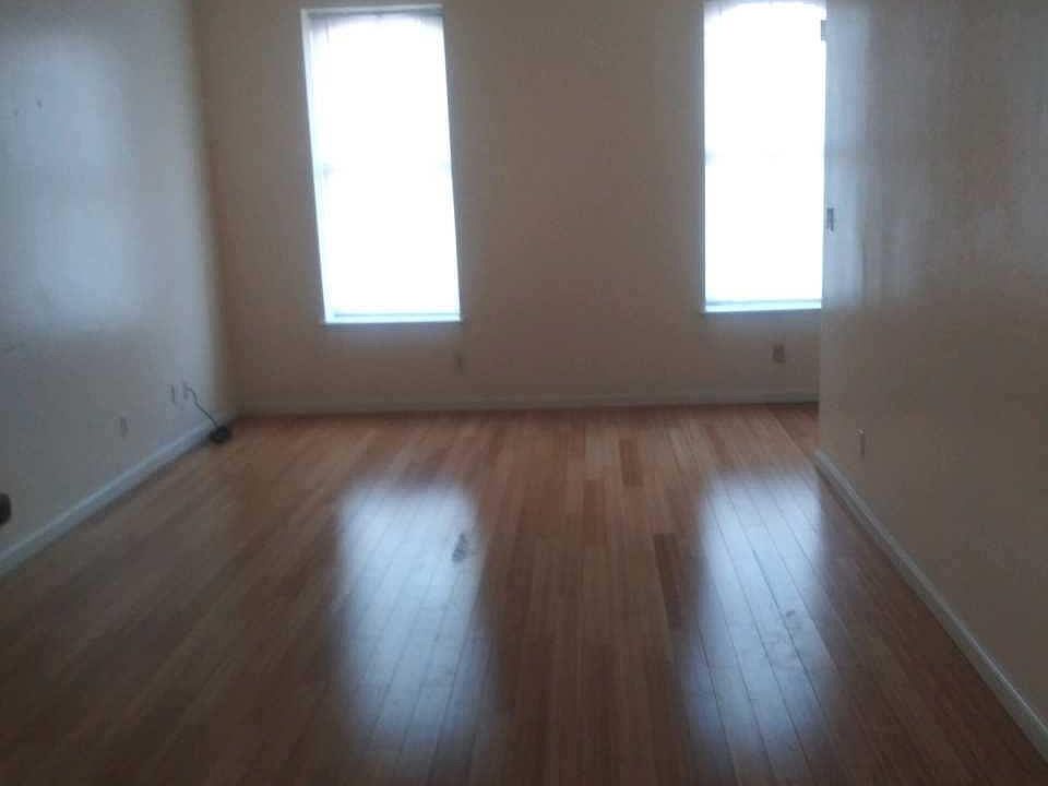 1st image of 1520 Salisbury St #A