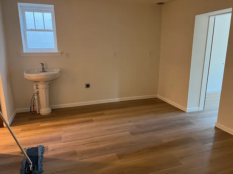 128 Chambersburg St #1B — Photo 2