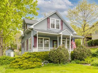 28628 W Lindbergh Dr, Barrington, IL