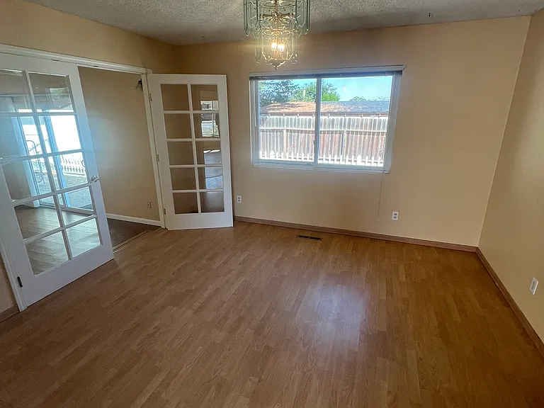 3151 Crescent Ave — Photo 3