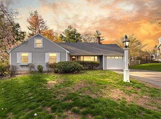 4 Strout Ave, Lynnfield, MA 01940