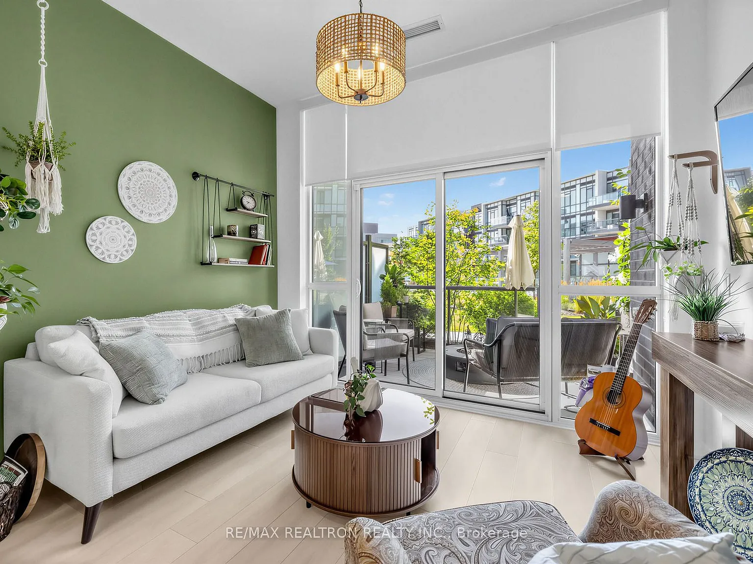 1 bed, $2,100 — Photo 3