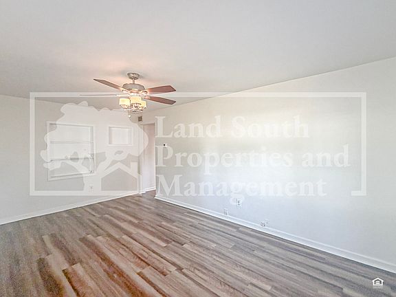 2nd image of 520 McKay Ct