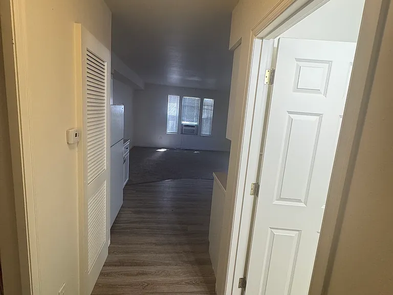 707 E 5th Ave #1 — Photo 6
