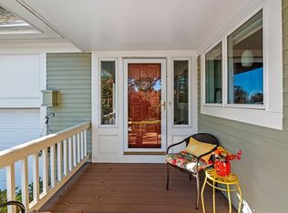 1 Court Ln, Ipswich, MA 01938