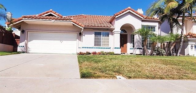 1st image of 467 Avenida Canora