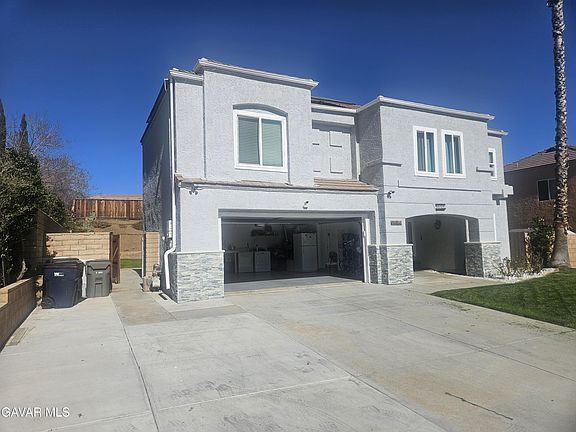 3rd image of 2617 Redington St